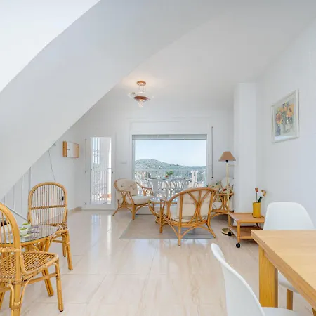 Nyaraló Prisange By Interhome